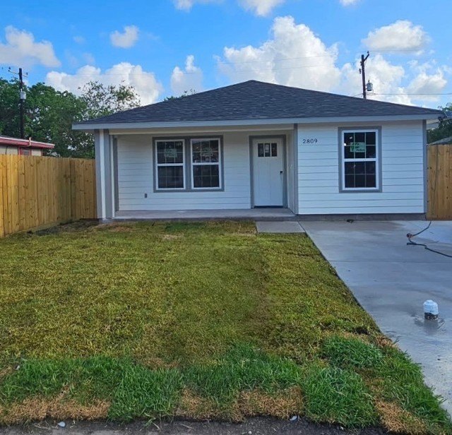 2809 Tarlton Street, Corpus Christi, TX 78405, 3 Bedrooms Bedrooms, ,2 BathroomsBathrooms,Residential,For Sale,2809 Tarlton Street,457938