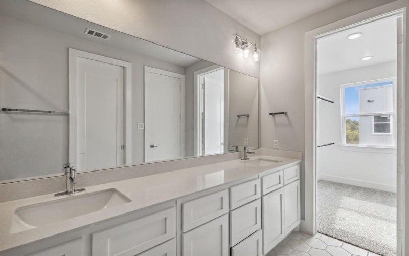 2518 Carmelita Street, Dallas, TX 75212, 3 Bedrooms Bedrooms, ,2 BathroomsBathrooms,Residential,For Sale,2518 Carmelita Street,20981368