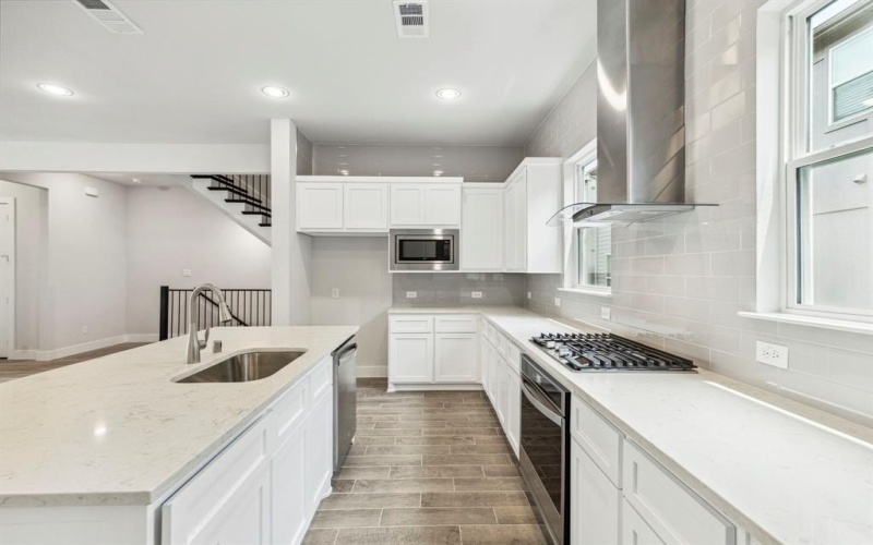 2527 Carolwood Lane, Dallas, TX 75212, 3 Bedrooms Bedrooms, ,3 BathroomsBathrooms,Residential,For Sale,2527 Carolwood Lane,20981419