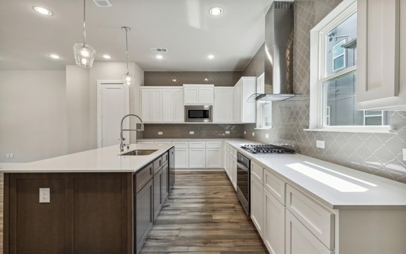 2535 Carolwood Lane, Dallas, TX 75212, 3 Habitaciones Habitaciones , ,3 BañosBaños,Residential,En Venta,2535 Carolwood Lane,20981460
