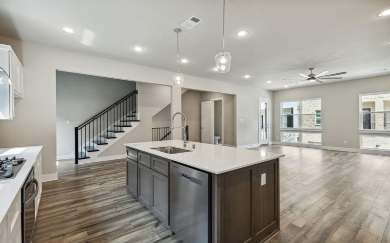 2535 Carolwood Lane, Dallas, TX 75212, 3 Habitaciones Habitaciones , ,3 BañosBaños,Residential,En Venta,2535 Carolwood Lane,20981460