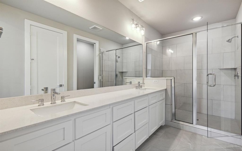 2535 Carolwood Lane, Dallas, TX 75212, 3 Habitaciones Habitaciones , ,3 BañosBaños,Residential,En Venta,2535 Carolwood Lane,20981460