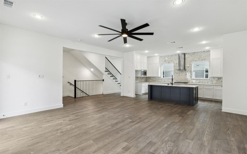 2526 Carmelita Street, Dallas, TX 75212, 3 Habitaciones Habitaciones , ,3 BañosBaños,Residential,En Venta,2526 Carmelita Street,20981483