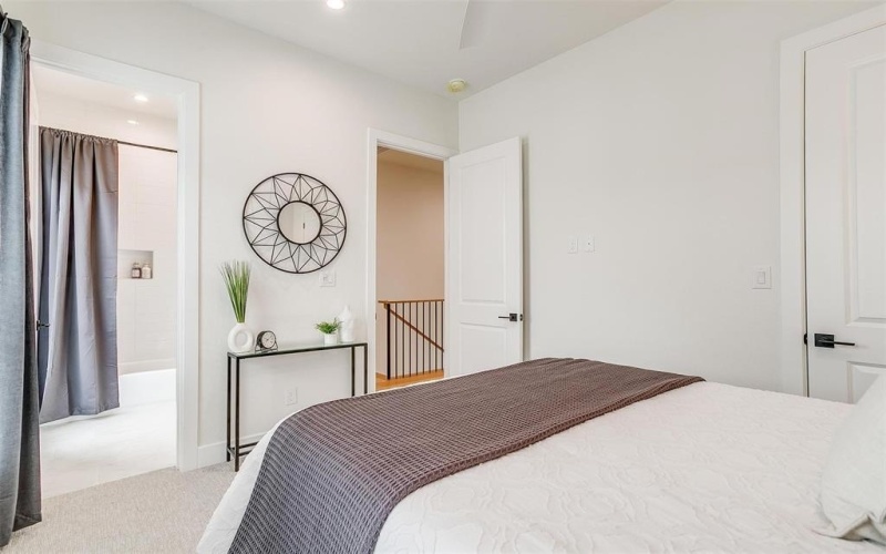 127 Vista Lane, Arlington, TX 76013, 3 Bedrooms Bedrooms, ,2 BathroomsBathrooms,Residential,For Sale,127 Vista Lane,20979946
