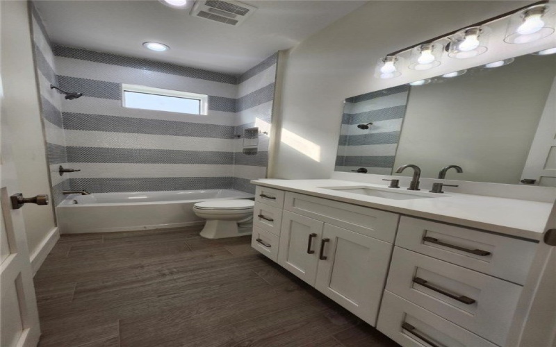 110 Porto Villageo Drive, Port Aransas, TX 78373, 3 Habitaciones Habitaciones , ,3 BañosBaños,Residential,En Venta,110 Porto Villageo Drive,457958