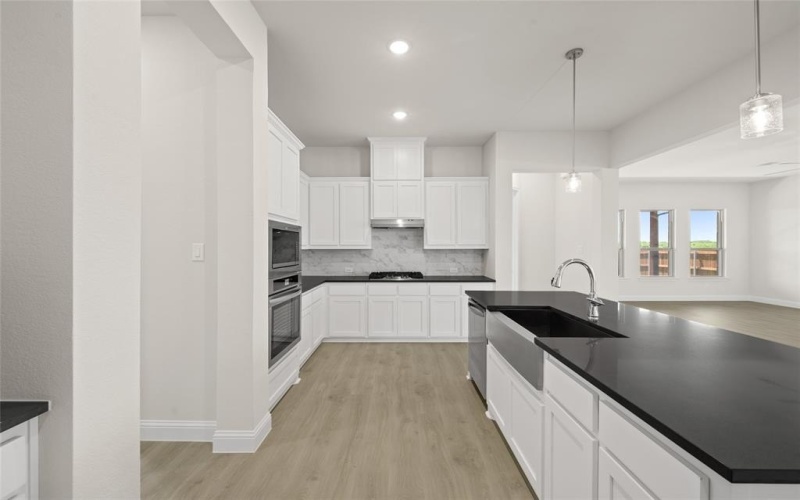 2413 Rams Horn, Waxahachie, TX 75167, 4 Bedrooms Bedrooms, ,3 BathroomsBathrooms,Residential,For Sale,2413 Rams Horn,20979974