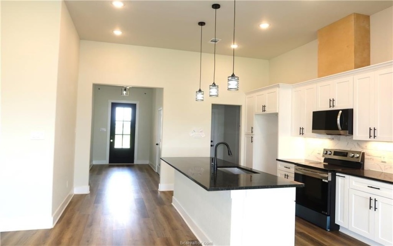 1977 Cambria Drive, Bryan, TX 77807, 3 Bedrooms Bedrooms, ,2 BathroomsBathrooms,Residential,For Sale,1977 Cambria Drive,25007359