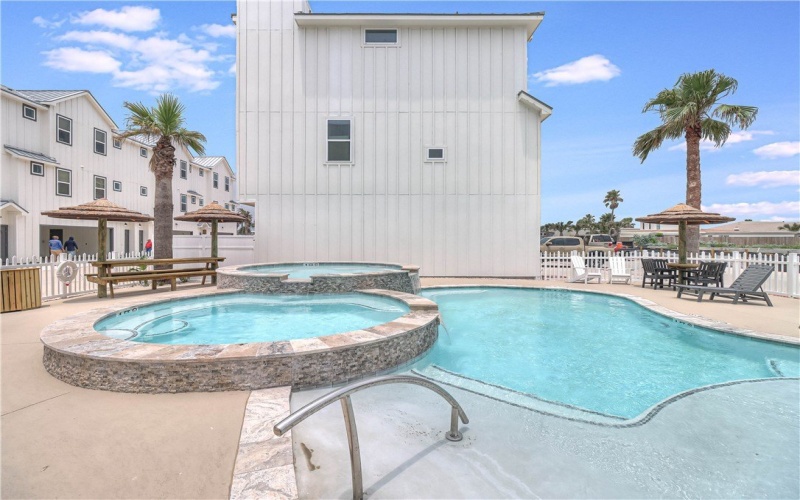 603 E Avenue G unit: 303 #303, Port Aransas, TX 78373, 4 Habitaciones Habitaciones , ,3 BañosBaños,Residential,En Venta,603 E Avenue G unit: 303,460763