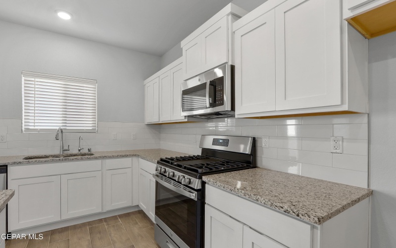13972 Thunder Sky Avenue, El Paso, TX 79928, 4 Habitaciones Habitaciones , ,2 BañosBaños,Residential,En Venta,13972 Thunder Sky Avenue,925309
