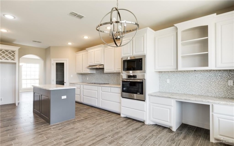 14917 Aqualina Way, McAllen, TX 78504, 5 Habitaciones Habitaciones , ,3 BañosBaños,Residential,En Venta,14917 Aqualina Way,474548