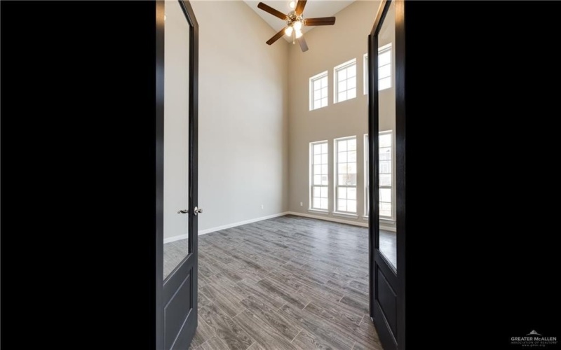 14917 Aqualina Way, McAllen, TX 78504, 5 Habitaciones Habitaciones , ,3 BañosBaños,Residential,En Venta,14917 Aqualina Way,474548