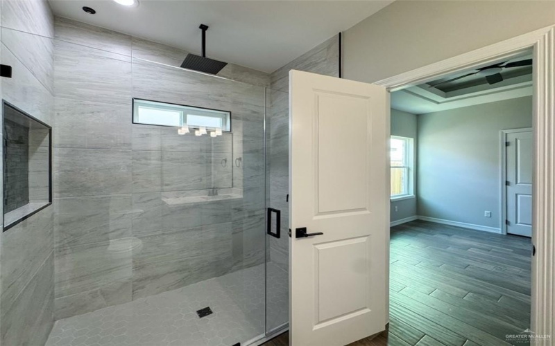 3807 Crimson Street, Mission, TX 78574, 3 Bedrooms Bedrooms, ,2 BathroomsBathrooms,Residential,For Sale,3807 Crimson Street,474601