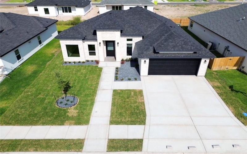 3807 Crimson Street, Mission, TX 78574, 3 Bedrooms Bedrooms, ,2 BathroomsBathrooms,Residential,For Sale,3807 Crimson Street,474601