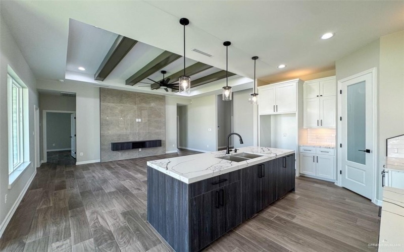 3807 Crimson Street, Mission, TX 78574, 3 Bedrooms Bedrooms, ,2 BathroomsBathrooms,Residential,For Sale,3807 Crimson Street,474601