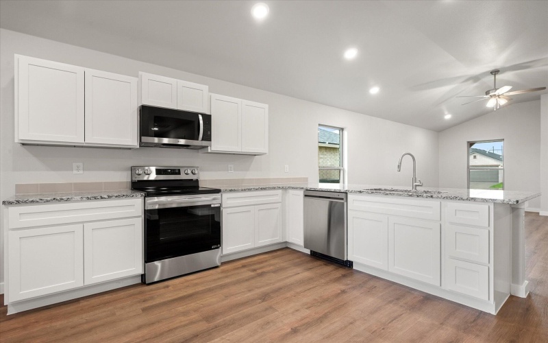 1312 N Colton Avenue, Lubbock, TX 79416, 3 Habitaciones Habitaciones , ,2 BañosBaños,Residential,En Venta,1312 N Colton Avenue,202556889