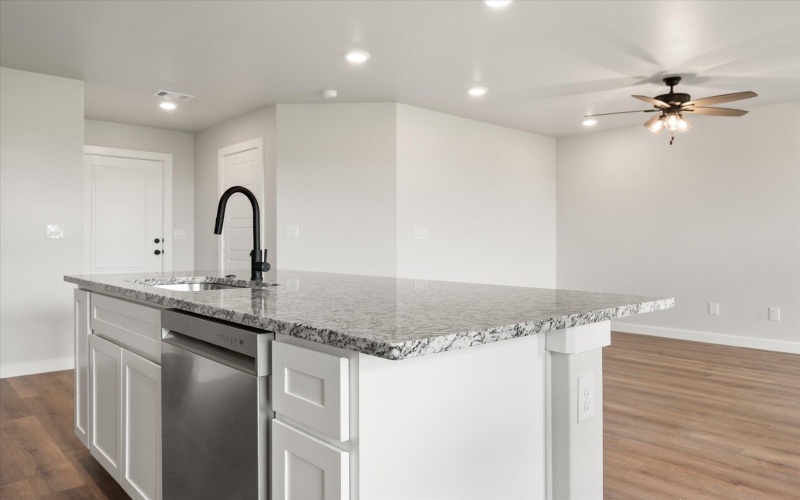 1316 N Colton Avenue, Lubbock, TX 79416, 3 Habitaciones Habitaciones , ,2 BañosBaños,Residential,En Venta,1316 N Colton Avenue,202556892