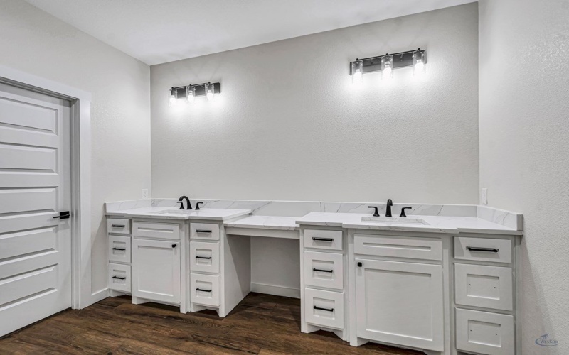 13227 E County Rd 110, Midland, TX 79706, 3 Habitaciones Habitaciones , ,2 BañosBaños,Residential,En Venta,13227 E County Rd 110,50083281