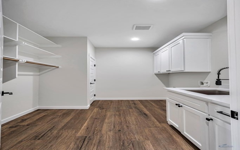 13227 E County Rd 110, Midland, TX 79706, 3 Habitaciones Habitaciones , ,2 BañosBaños,Residential,En Venta,13227 E County Rd 110,50083281