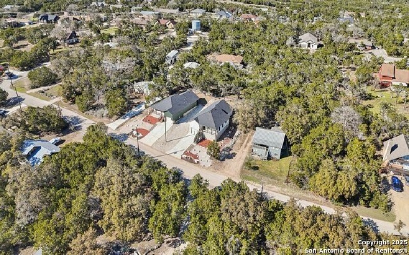 1071 HIGH POINT LANE, Spring Branch, TX 78070, 3 Habitaciones Habitaciones , ,2 BañosBaños,Residential,En Venta,1071 HIGH POINT LANE,1845075
