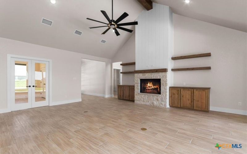 6792 Kings Mill Drive, Salado, TX 76571, 4 Bedrooms Bedrooms, ,3 BathroomsBathrooms,Residential,For Sale,6792 Kings Mill Drive,584744