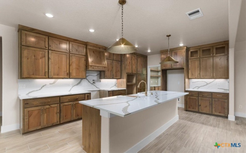 6792 Kings Mill Drive, Salado, TX 76571, 4 Bedrooms Bedrooms, ,3 BathroomsBathrooms,Residential,For Sale,6792 Kings Mill Drive,584744