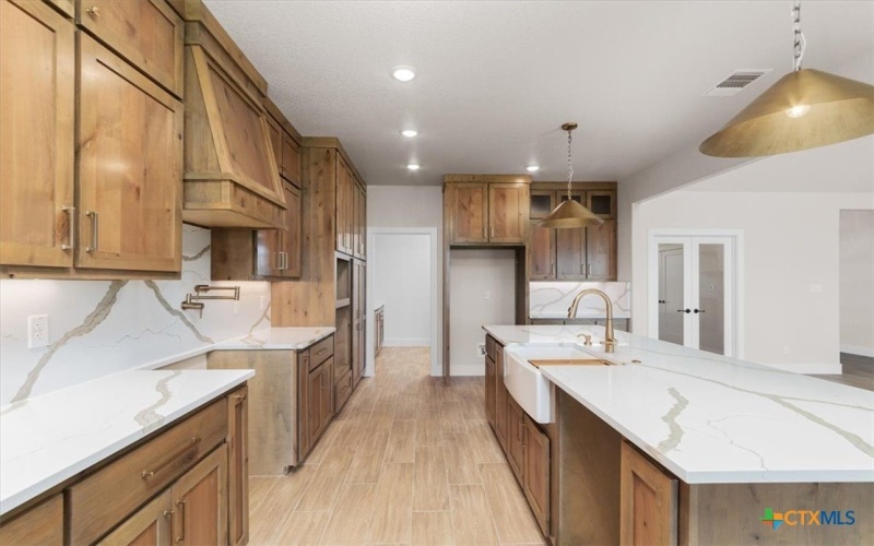 6792 Kings Mill Drive, Salado, TX 76571, 4 Bedrooms Bedrooms, ,3 BathroomsBathrooms,Residential,For Sale,6792 Kings Mill Drive,584744