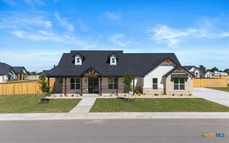 6792 Kings Mill Drive, Salado, TX 76571, 4 Bedrooms Bedrooms, ,3 BathroomsBathrooms,Residential,For Sale,6792 Kings Mill Drive,584744
