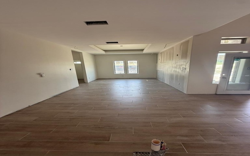 703 Encinal Dr., Eagle Pass, TX 78552, 4 Habitaciones Habitaciones , ,2 BañosBaños,Residential,En Venta,703 Encinal Dr.,81392