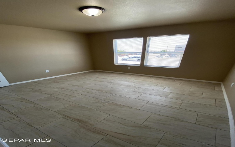 8423 LEO Street unit: B #B, El Paso, TX 79904, 3 Habitaciones Habitaciones , ,2 BañosBaños,Residential Multi Family,En Venta,8423 LEO Street unit: B,925340