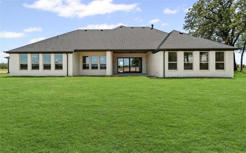 548 Royal Santana Run, Weatherford, TX 76087, 4 Bedrooms Bedrooms, ,3 BathroomsBathrooms,Residential,For Sale,548 Royal Santana Run,20951083