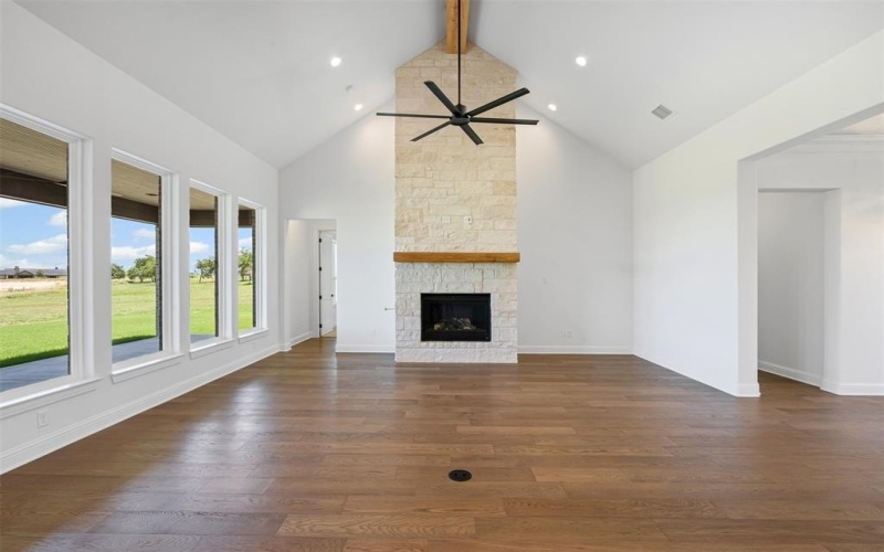 432 Royal Santana Run, Weatherford, TX 76087, 4 Bedrooms Bedrooms, ,3 BathroomsBathrooms,Residential,For Sale,432 Royal Santana Run,20951104