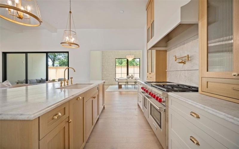 3727 Clover Lane, Dallas, TX 75220, 5 Habitaciones Habitaciones , ,7 BañosBaños,Residential,En Venta,3727 Clover Lane,20962448