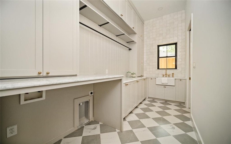 3727 Clover Lane, Dallas, TX 75220, 5 Habitaciones Habitaciones , ,7 BañosBaños,Residential,En Venta,3727 Clover Lane,20962448
