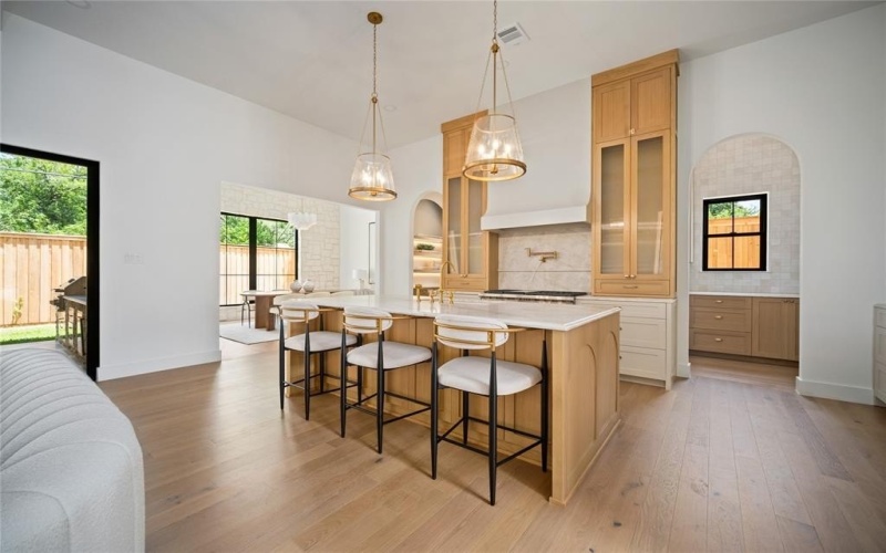 3727 Clover Lane, Dallas, TX 75220, 5 Habitaciones Habitaciones , ,7 BañosBaños,Residential,En Venta,3727 Clover Lane,20962448