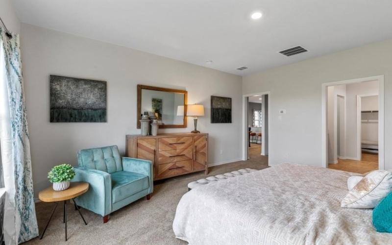 717 SHADED GROVE Drive, Denton, TX 76249, 4 Bedrooms Bedrooms, ,2 BathroomsBathrooms,Residential,For Sale,717 SHADED GROVE Drive,20978586