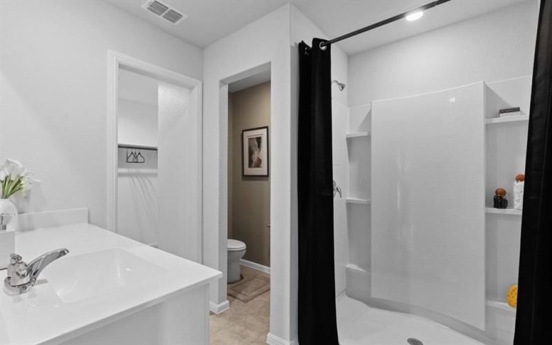 633 SHADED GROVE Drive, Denton, TX 76249, 3 Habitaciones Habitaciones , ,2 BañosBaños,Residential,En Venta,633 SHADED GROVE Drive,20979484