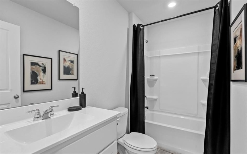 633 SHADED GROVE Drive, Denton, TX 76249, 3 Habitaciones Habitaciones , ,2 BañosBaños,Residential,En Venta,633 SHADED GROVE Drive,20979484