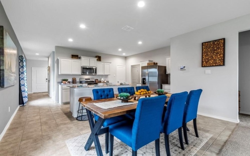 637 SHADED GROVE Drive, Denton, TX 76249, 4 Habitaciones Habitaciones , ,2 BañosBaños,Residential,En Venta,637 SHADED GROVE Drive,20979555