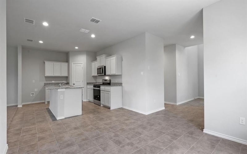 7625 WINDY ARCH Lane, Denton, TX 76249, 4 Bedrooms Bedrooms, ,2 BathroomsBathrooms,Residential,For Sale,7625 WINDY ARCH Lane,20979591
