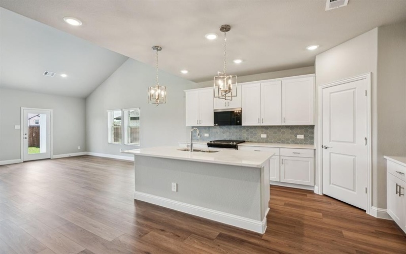 113 Whitlow Drive, Princeton, TX 75071, 5 Habitaciones Habitaciones , ,3 BañosBaños,Residential,En Venta,113 Whitlow Drive,0,20979888