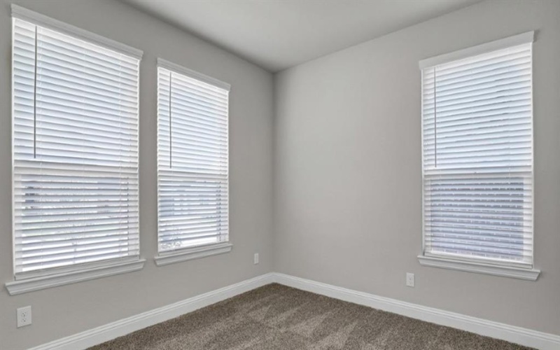 2704 STARLING Street, Denton, TX 76205, 5 Bedrooms Bedrooms, ,3 BathroomsBathrooms,Residential,For Sale,2704 STARLING Street,0,20980269
