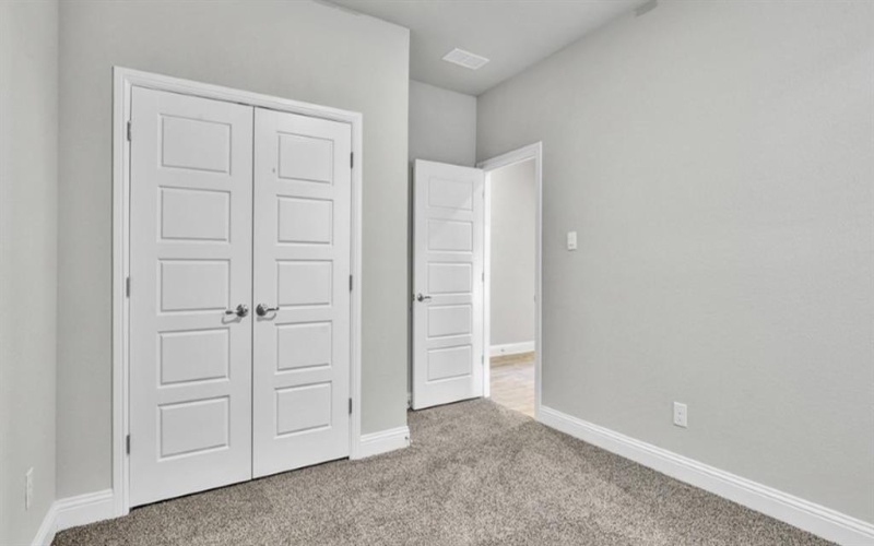 2704 STARLING Street, Denton, TX 76205, 5 Bedrooms Bedrooms, ,3 BathroomsBathrooms,Residential,For Sale,2704 STARLING Street,0,20980269