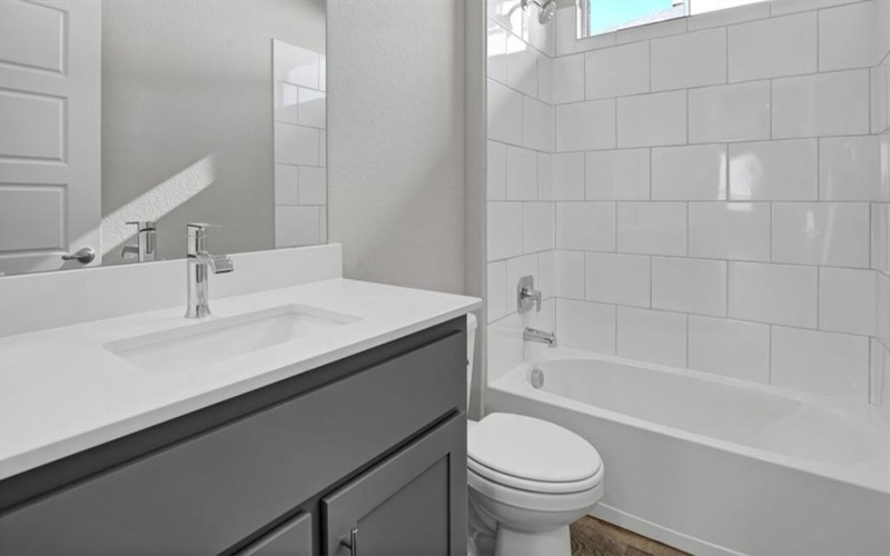 2704 STARLING Street, Denton, TX 76205, 5 Bedrooms Bedrooms, ,3 BathroomsBathrooms,Residential,For Sale,2704 STARLING Street,0,20980269