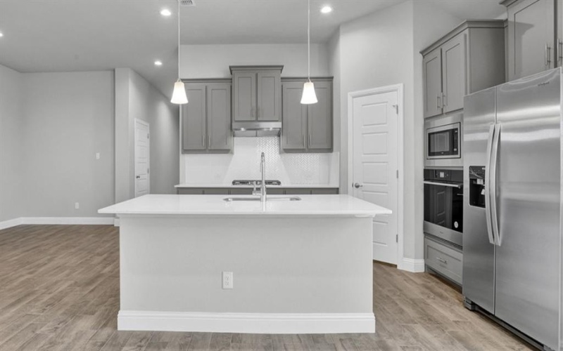 2704 STARLING Street, Denton, TX 76205, 5 Bedrooms Bedrooms, ,3 BathroomsBathrooms,Residential,For Sale,2704 STARLING Street,0,20980269