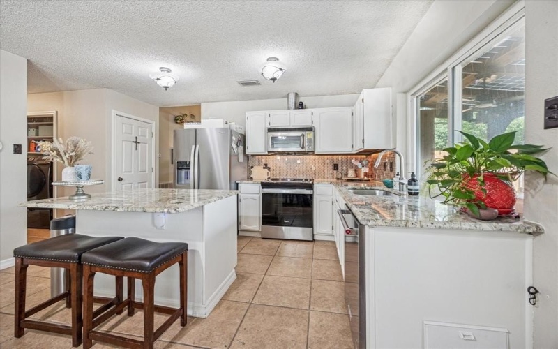4201 Ravenhill Lane, Arlington, TX 76016, 3 Habitaciones Habitaciones , ,2 BañosBaños,Residential,En Venta,4201 Ravenhill Lane,20980644