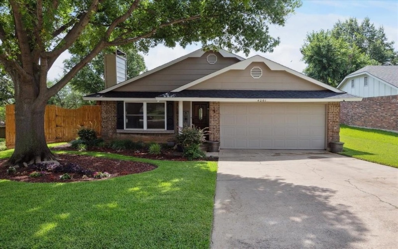 4201 Ravenhill Lane, Arlington, TX 76016, 3 Habitaciones Habitaciones , ,2 BañosBaños,Residential,En Venta,4201 Ravenhill Lane,20980644