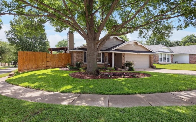 4201 Ravenhill Lane, Arlington, TX 76016, 3 Habitaciones Habitaciones , ,2 BañosBaños,Residential,En Venta,4201 Ravenhill Lane,20980644