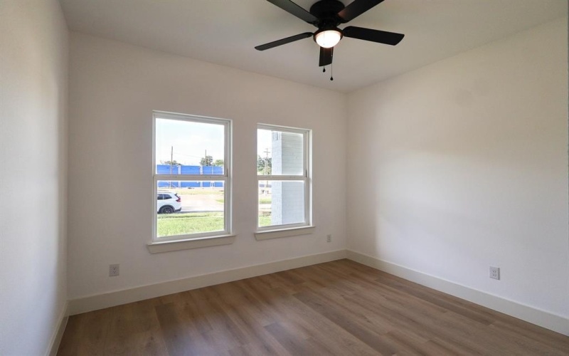 836 E Arlington Avenue, Fort Worth, TX 76104, 4 Bedrooms Bedrooms, ,2 BathroomsBathrooms,Residential,For Sale,836 E Arlington Avenue,20980931