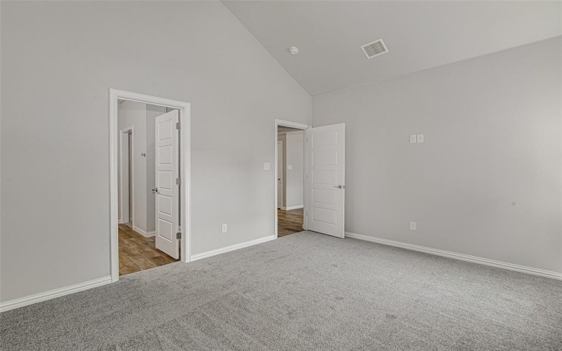 2511 Birdell Court, Fort Worth, TX 76105, 3 Bedrooms Bedrooms, ,2 BathroomsBathrooms,Residential,For Sale,2511 Birdell Court,20981359