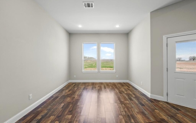 1955 Johnnie Drive, Springtown, TX 76082, 3 Bedrooms Bedrooms, ,2 BathroomsBathrooms,Residential,For Sale,1955 Johnnie Drive,20981385